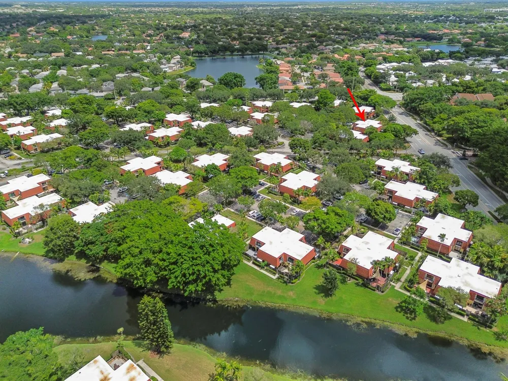 746 NW 98th Way Plantation, FL 33324