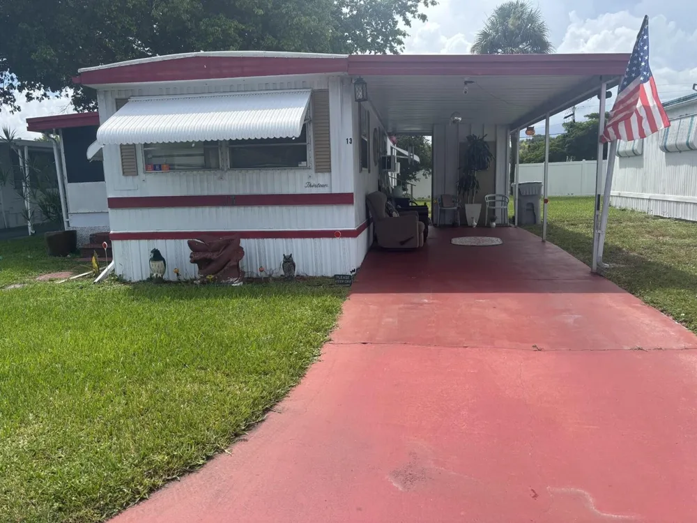 13 Havenwood Drive Pompano Beach, FL 33064