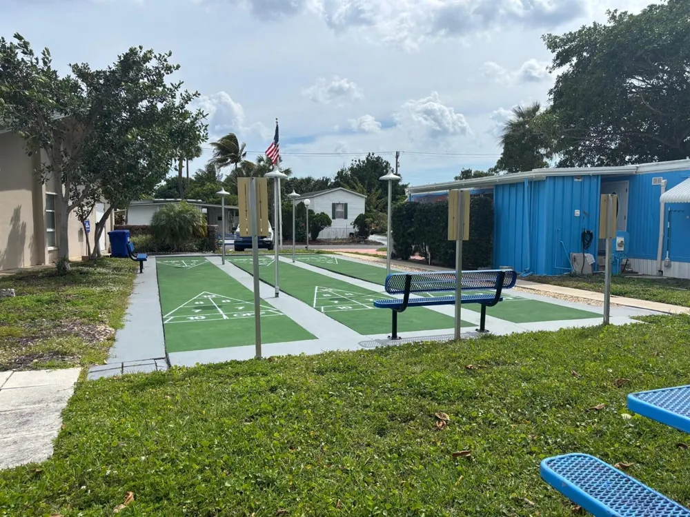 13 Havenwood Drive Pompano Beach, FL 33064