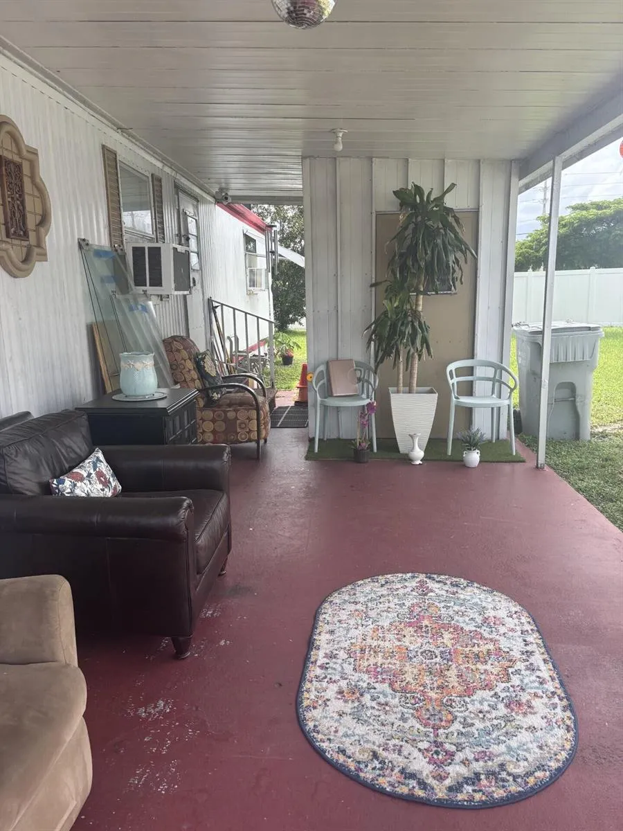 13 Havenwood Drive Pompano Beach, FL 33064