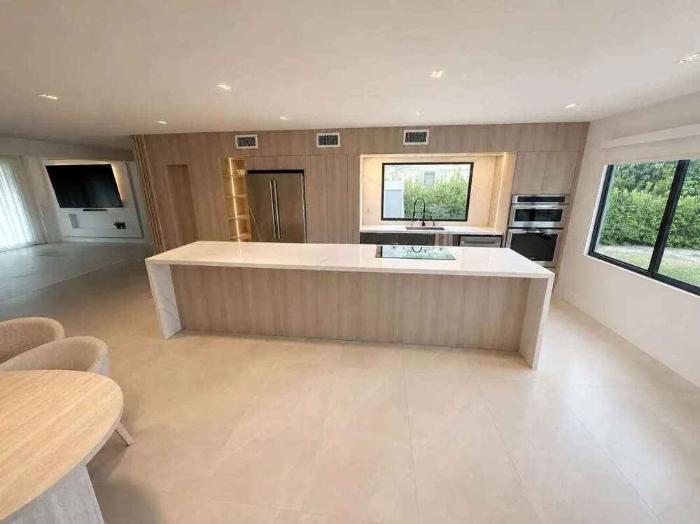 4919 SW 28th Avenue Fort Lauderdale, FL 33312