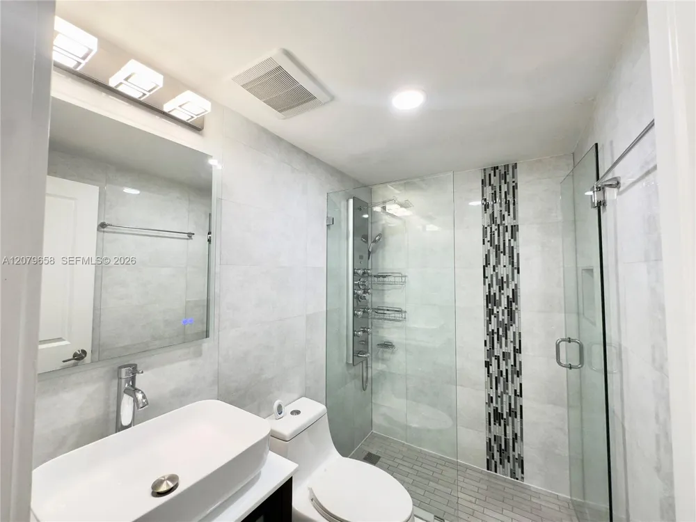 8010 SW 152nd Ave #211 Miami, FL 33193