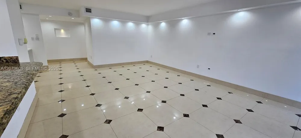 18051 Biscayne Blvd #1501 Aventura, FL 33160