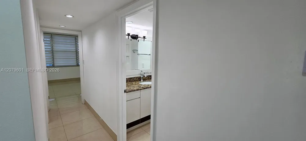 18051 Biscayne Blvd #1501 Aventura, FL 33160