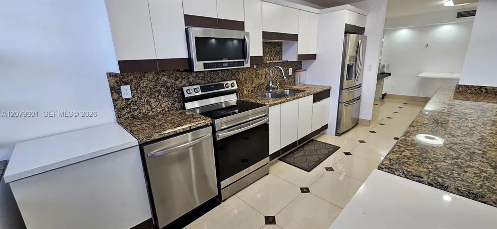 18051 Biscayne Blvd #1501 Aventura, FL 33160