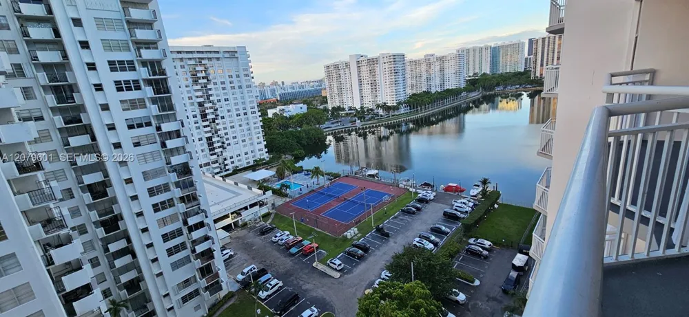 18051 Biscayne Blvd #1501 Aventura, FL 33160