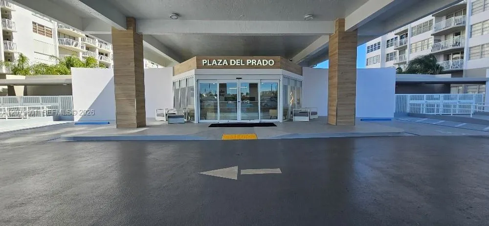 18051 Biscayne Blvd #1501 Aventura, FL 33160