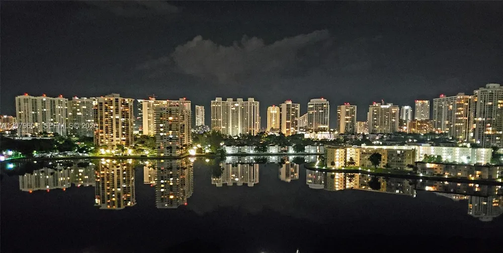 18051 Biscayne Blvd #1501 Aventura, FL 33160