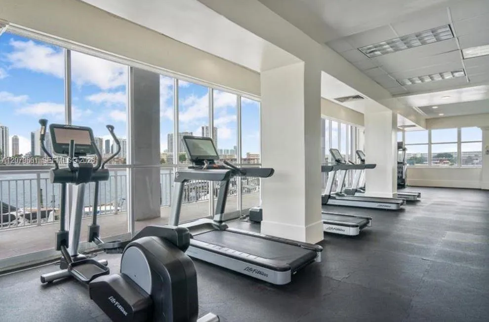 18051 Biscayne Blvd #1501 Aventura, FL 33160