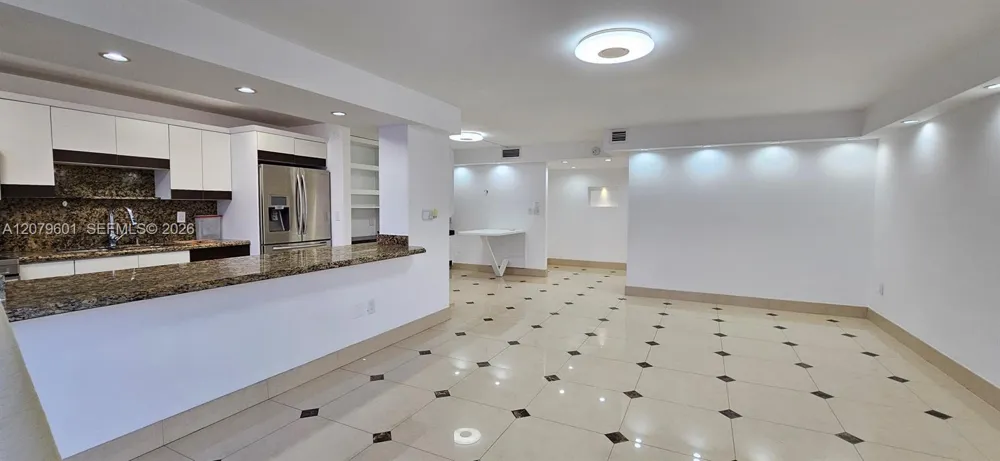 18051 Biscayne Blvd #1501 Aventura, FL 33160