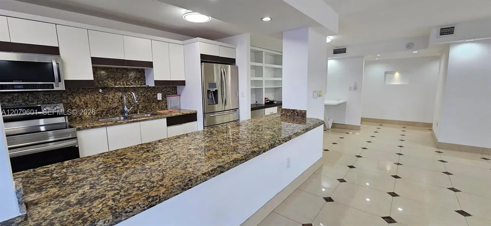 18051 Biscayne Blvd #1501 Aventura, FL 33160