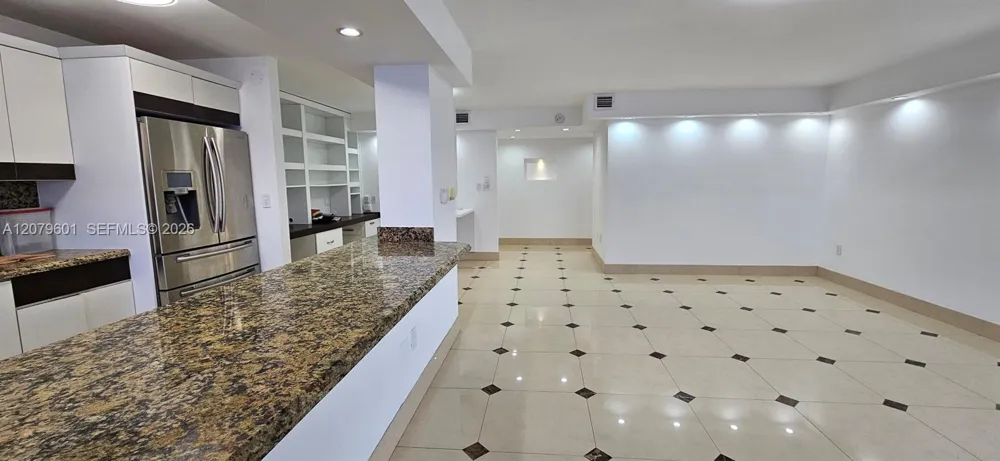 18051 Biscayne Blvd #1501 Aventura, FL 33160