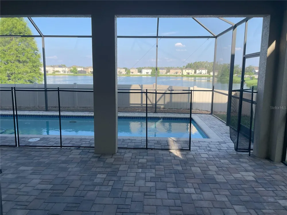 10649 PICTORIAL PARK DRIVE Tampa, FL 33647