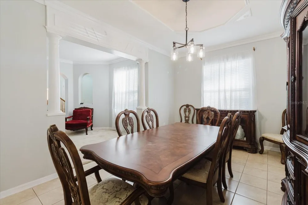 2717 AVON RIVER DRIVE Valrico, FL 33596