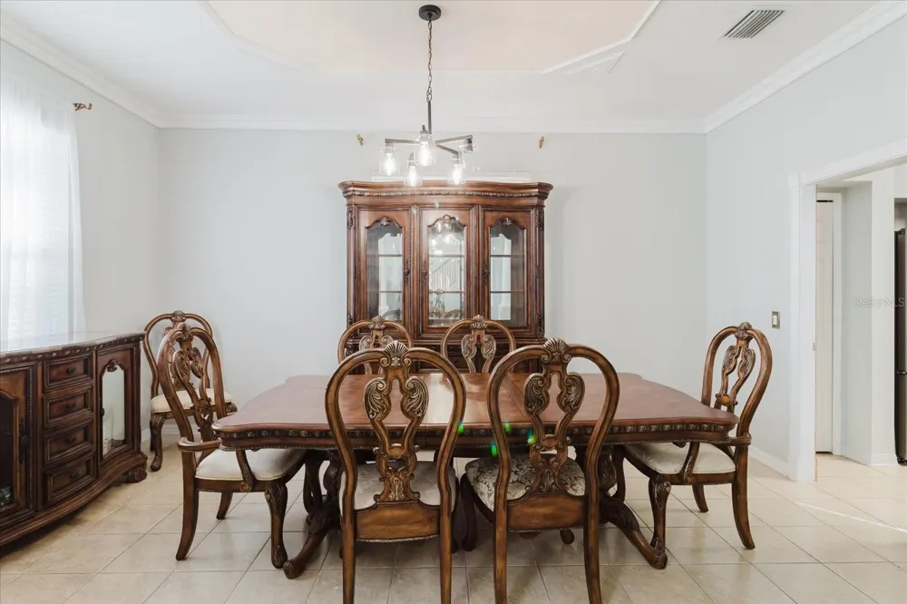 2717 AVON RIVER DRIVE Valrico, FL 33596