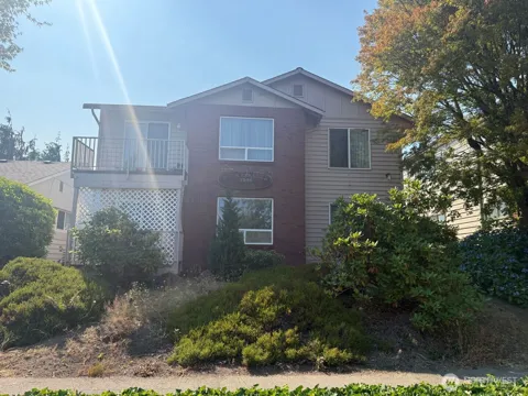 3208 Rockefeller Avenue #A