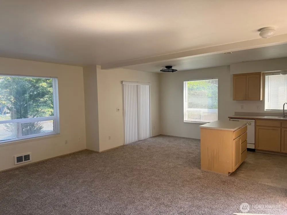 3208 Rockefeller Avenue #A Everett, WA 98201