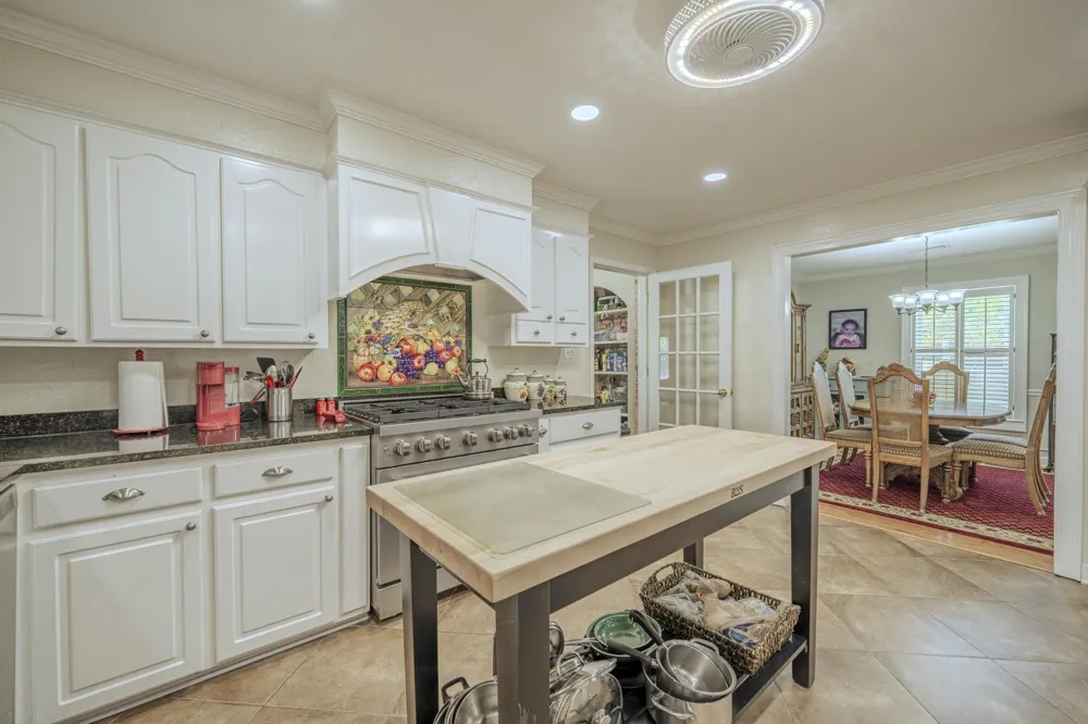 60 AVALON PL Savannah, TN 38372