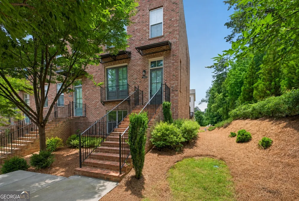 3863 Firewood LN Suwanee, GA 30024