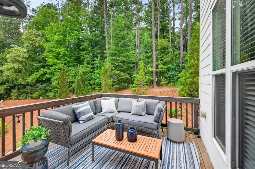 3863 Firewood LN Suwanee, GA 30024