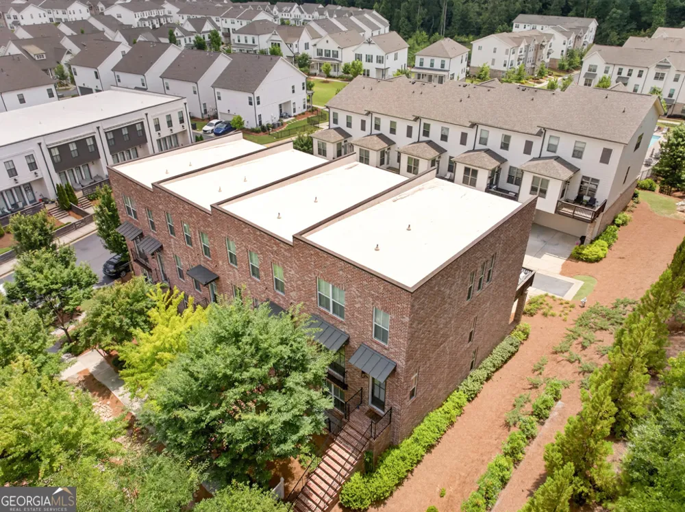 3863 Firewood LN Suwanee, GA 30024