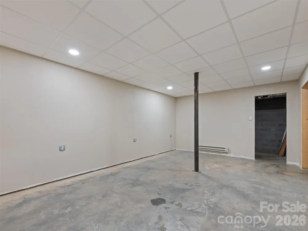 785 Orion Davis Road Waynesville, NC 28786