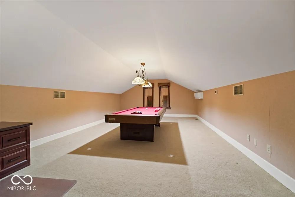 709 S Wynnwood Lane Bloomington, IN 47401