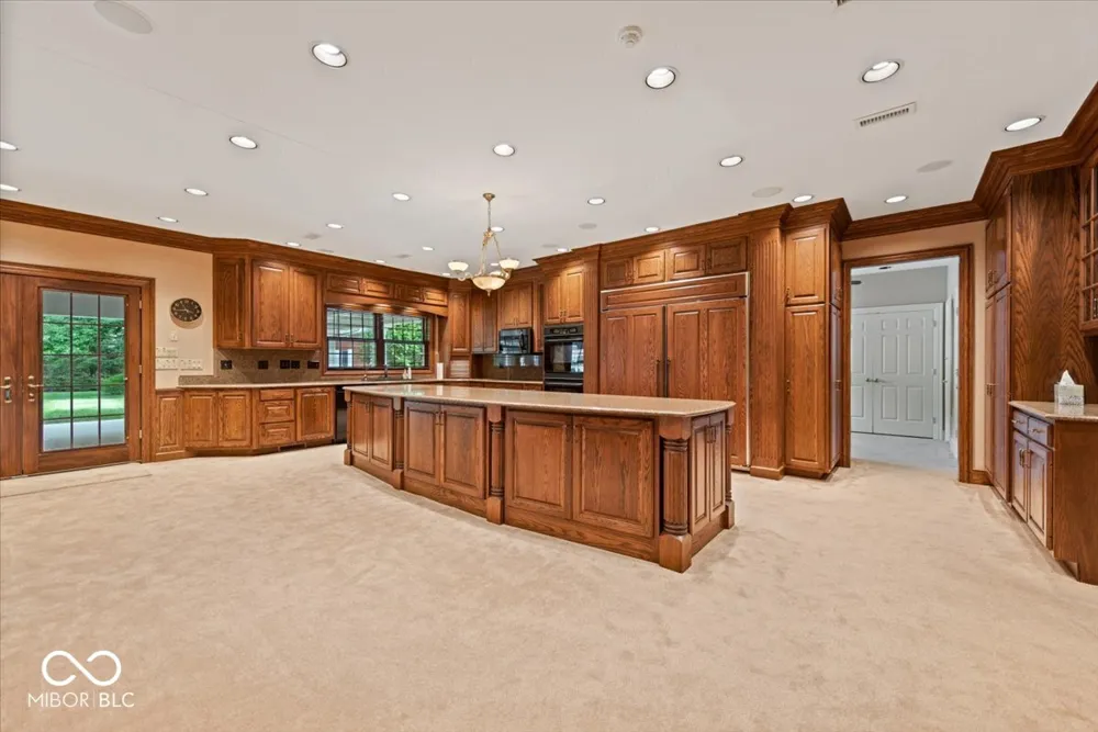 709 S Wynnwood Lane Bloomington, IN 47401
