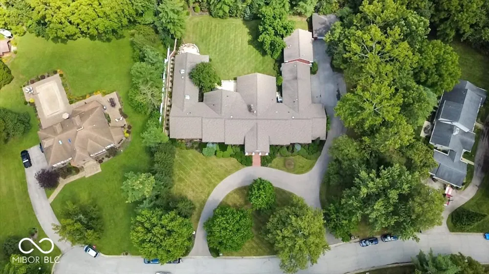709 S Wynnwood Lane Bloomington, IN 47401