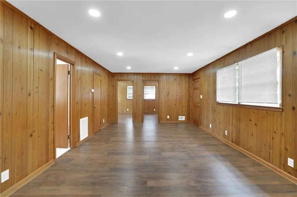 1655 Lucelle Avenue Stone Mountain, GA 30087
