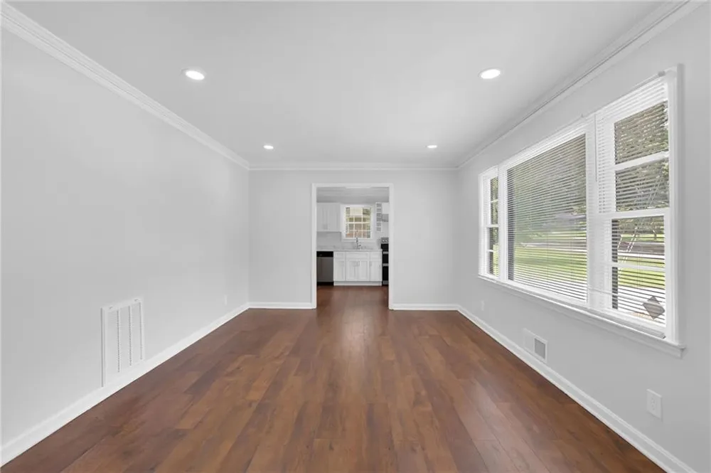 1655 Lucelle Avenue Stone Mountain, GA 30087