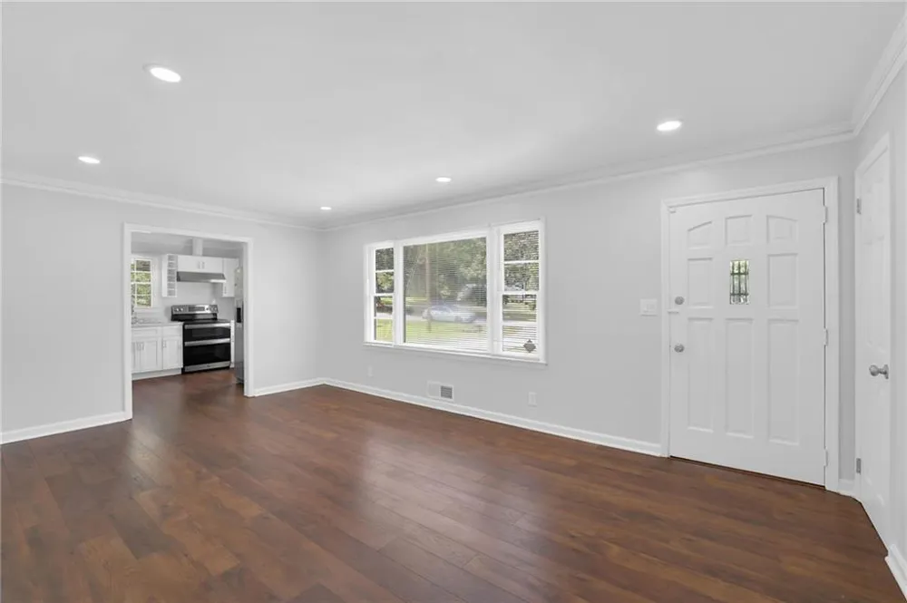1655 Lucelle Avenue Stone Mountain, GA 30087