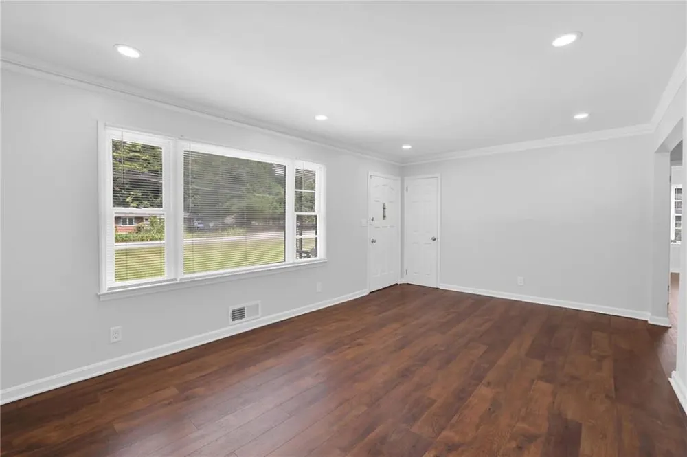 1655 Lucelle Avenue Stone Mountain, GA 30087