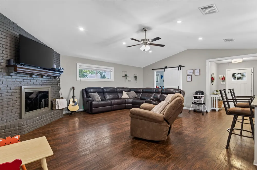 2400 Kent Circle Greenville, TX 75402