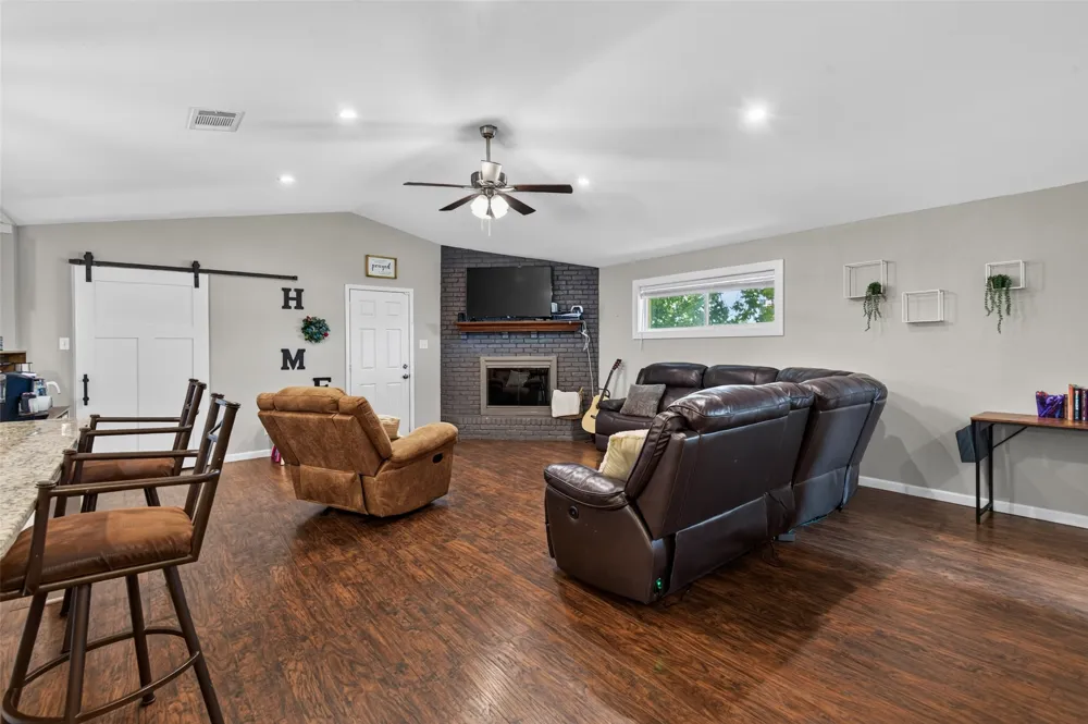 2400 Kent Circle Greenville, TX 75402