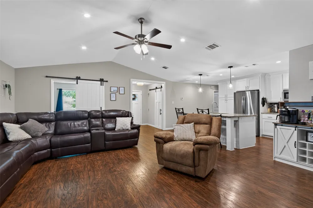 2400 Kent Circle Greenville, TX 75402