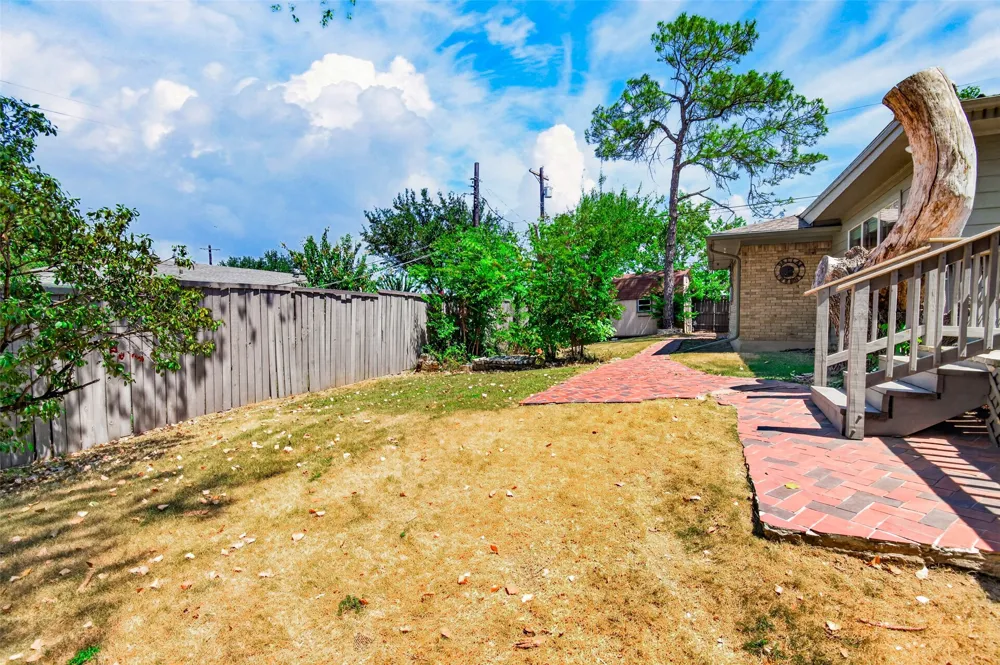 2400 Kent Circle Greenville, TX 75402