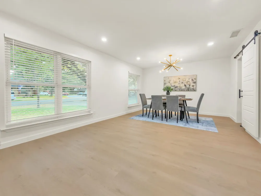 2633 Locksley Irving, TX 75061