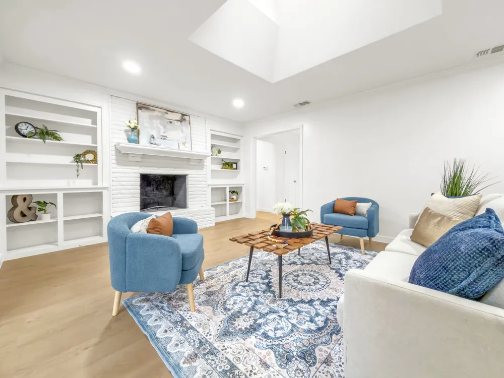 2633 Locksley Irving, TX 75061
