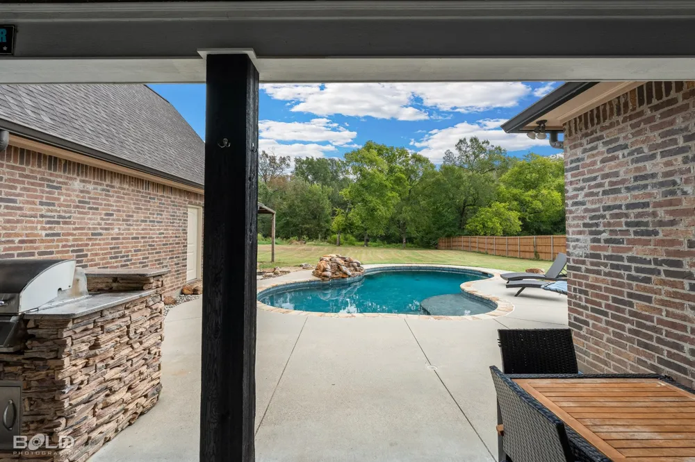 220 Hallmark Drive Stonewall, LA 71078