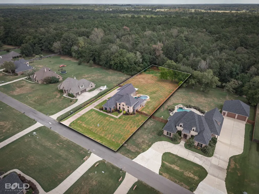 220 Hallmark Drive Stonewall, LA 71078