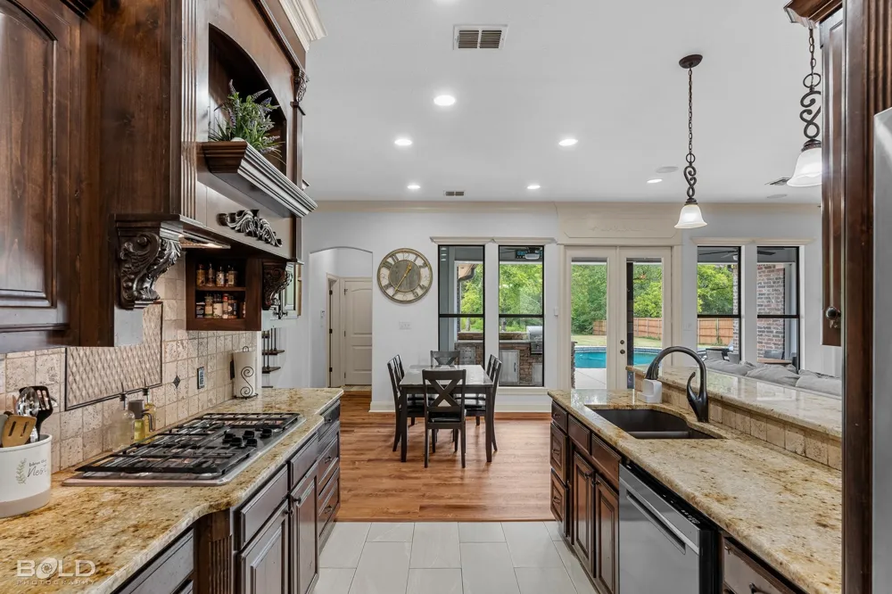 220 Hallmark Drive Stonewall, LA 71078