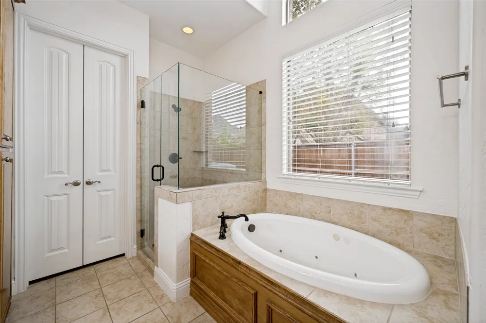 3404 Ashley Gardens The Colony, TX 75056