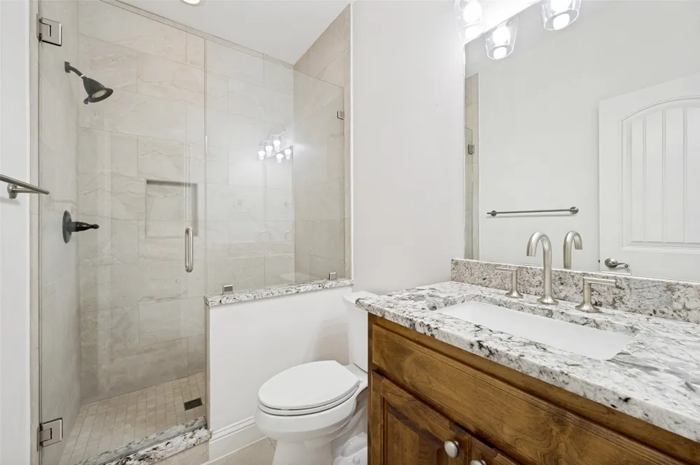 3404 Ashley Gardens The Colony, TX 75056