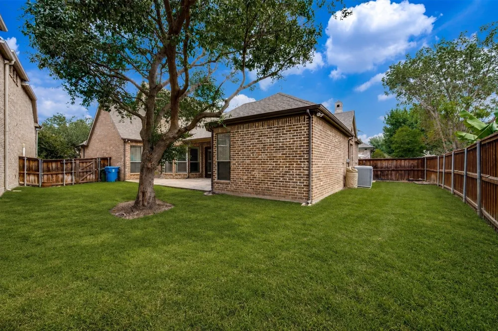 3404 Ashley Gardens The Colony, TX 75056