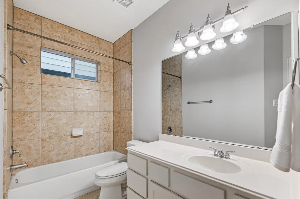 4502 Rose Street Houston, TX 77007