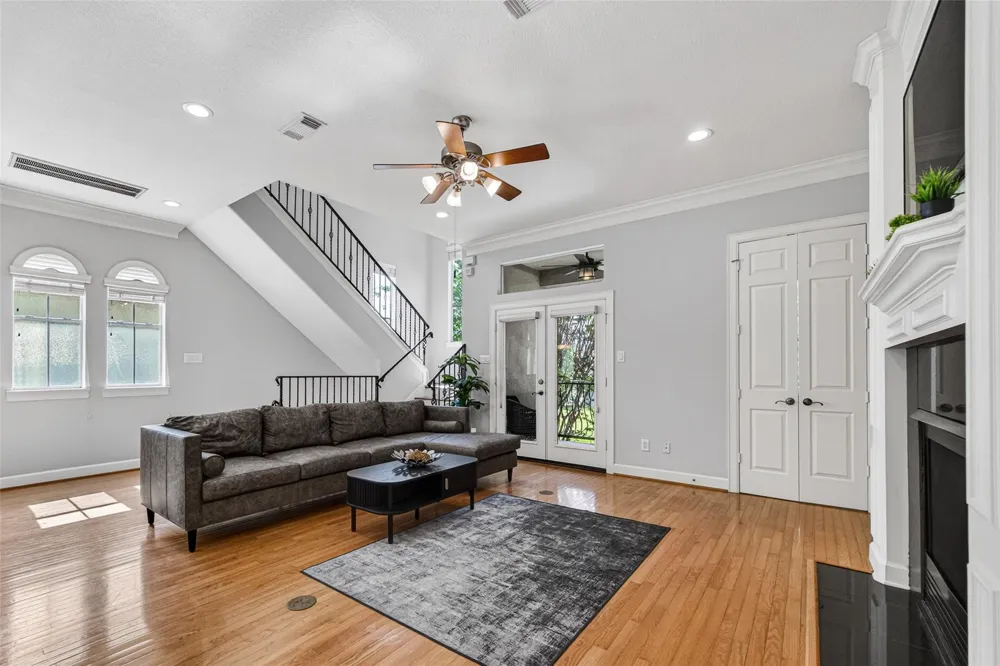 4502 Rose Street Houston, TX 77007