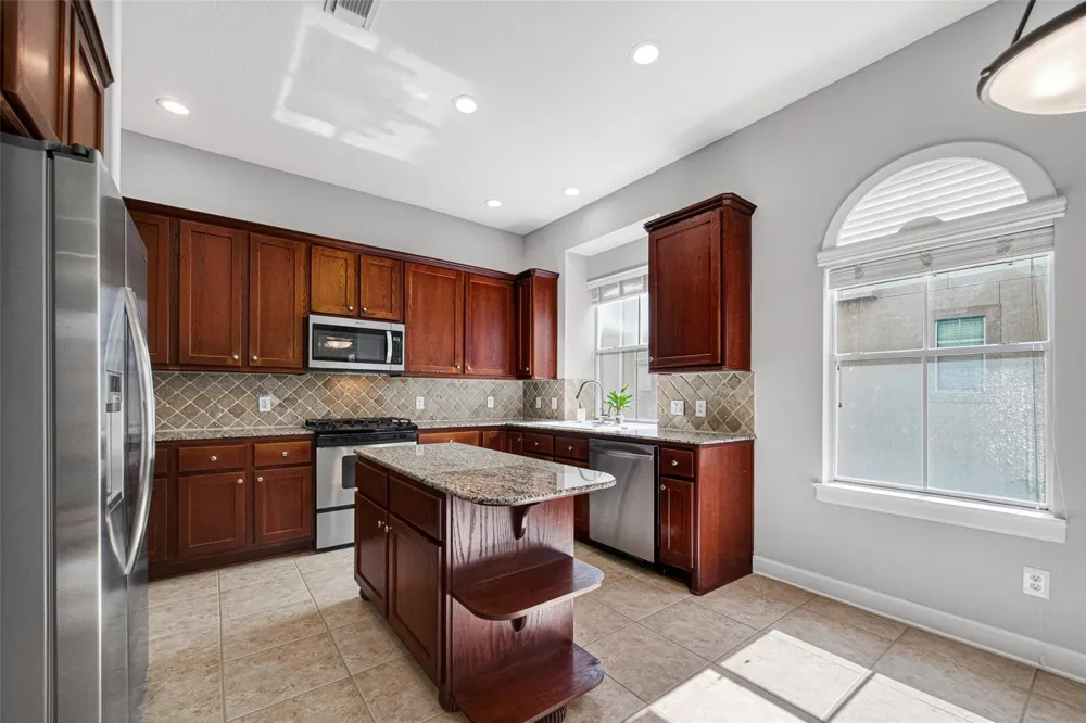 4502 Rose Street Houston, TX 77007