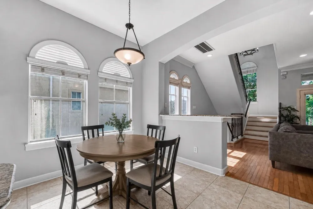 4502 Rose Street Houston, TX 77007