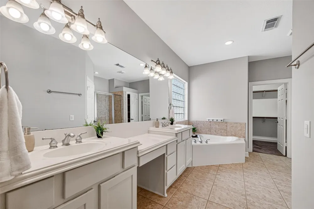 4502 Rose Street Houston, TX 77007